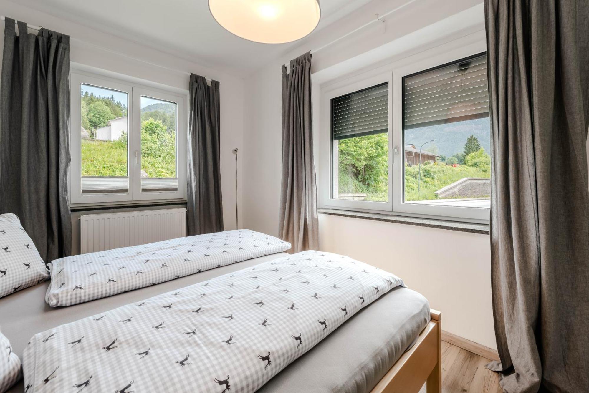 Ferienwohnung Traunplatzl バート・アウスゼー エクステリア 写真